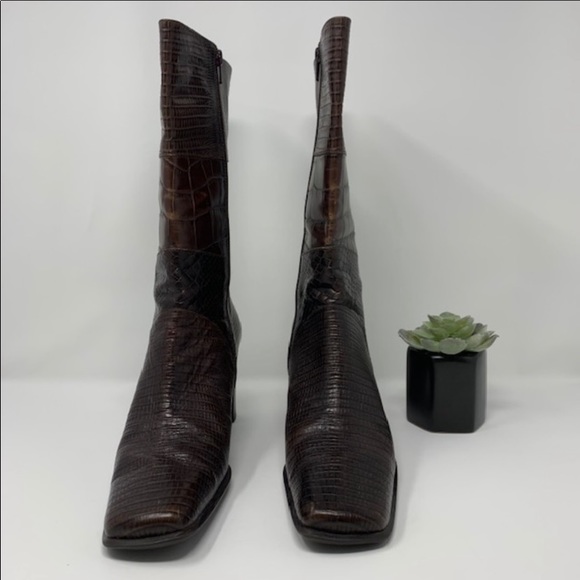 VIA SPIGA BROWN CROC EMBOSSED LEATHER CALF BOOTS - Picture 2 of 6